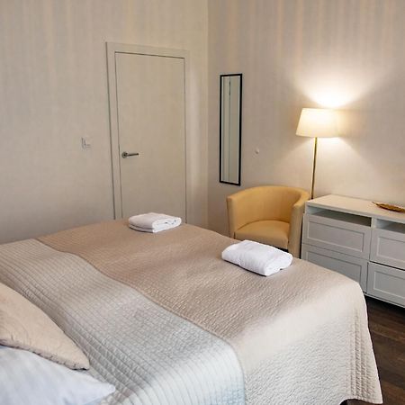 Luxury Modern Designed Oldtown Apartment Прага Экстерьер фото