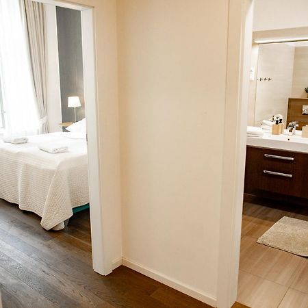 Luxury Modern Designed Oldtown Apartment Прага Экстерьер фото