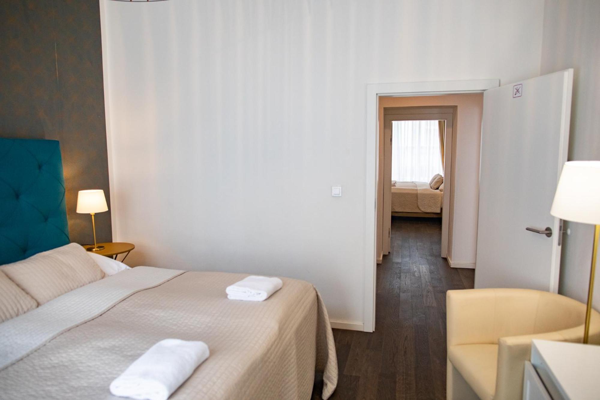 Luxury Modern Designed Oldtown Apartment Прага Экстерьер фото