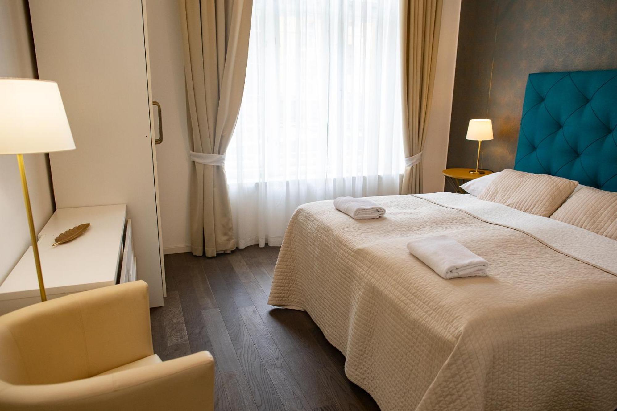 Luxury Modern Designed Oldtown Apartment Прага Экстерьер фото