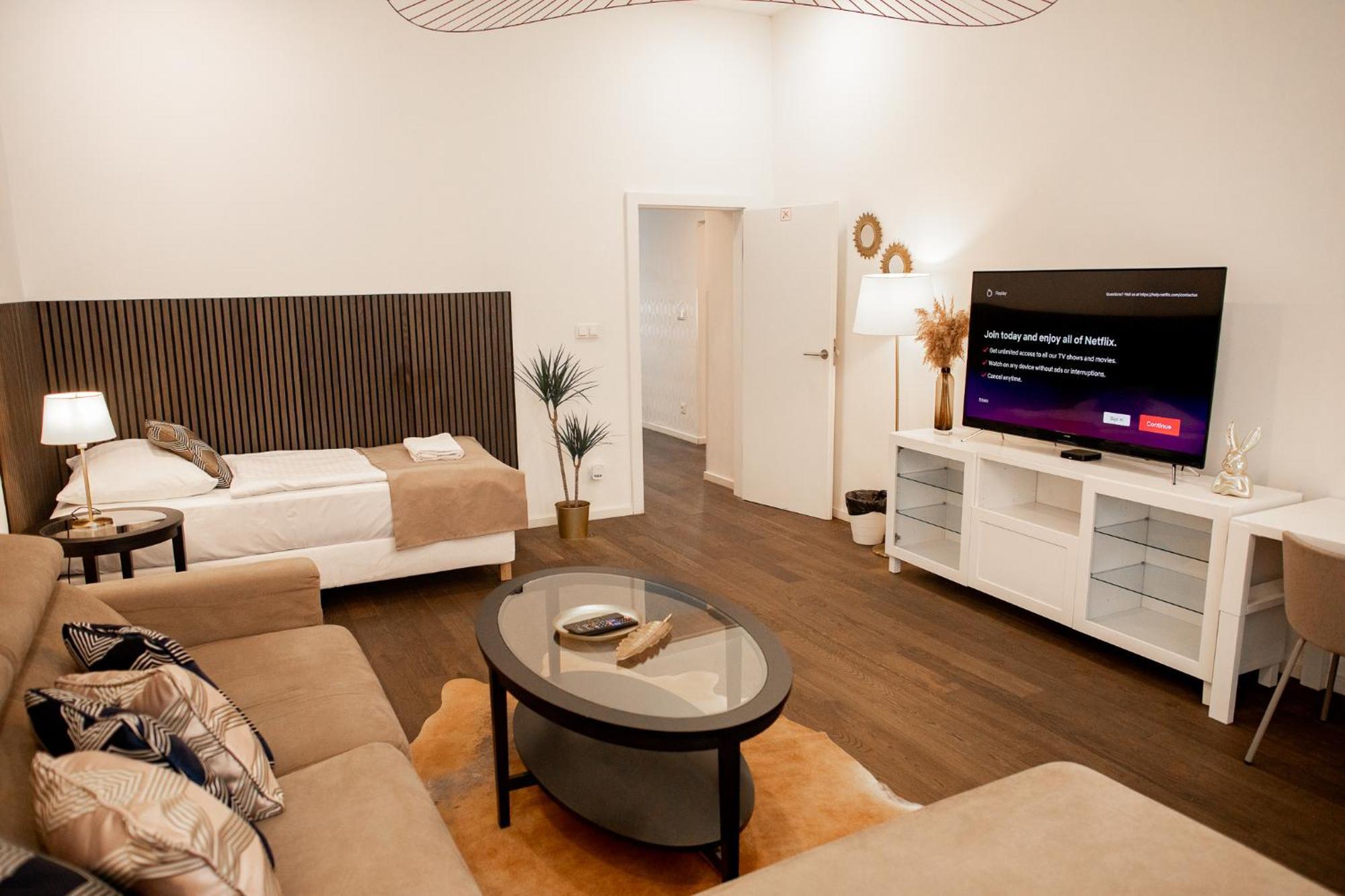 Luxury Modern Designed Oldtown Apartment Прага Экстерьер фото