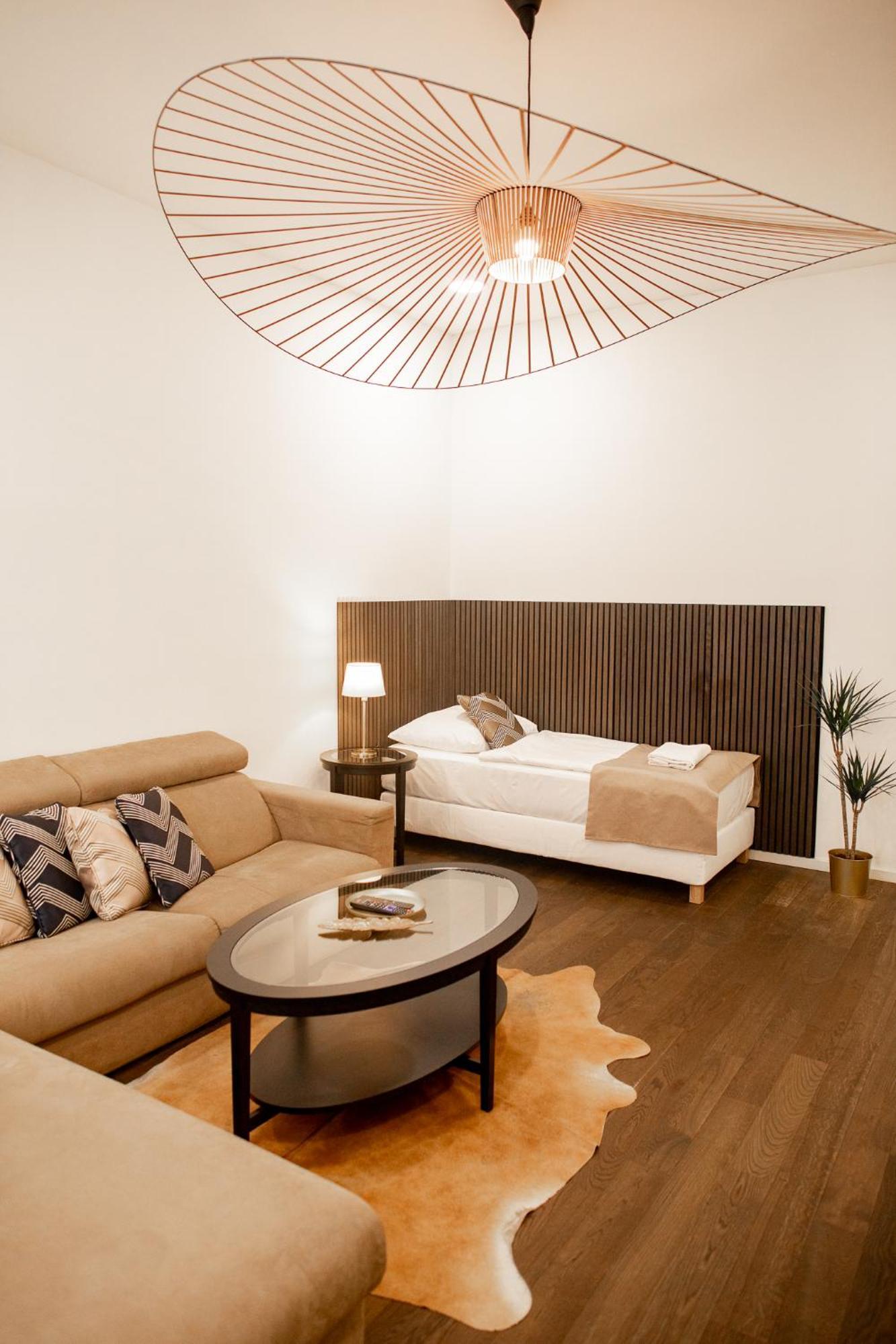 Luxury Modern Designed Oldtown Apartment Прага Экстерьер фото