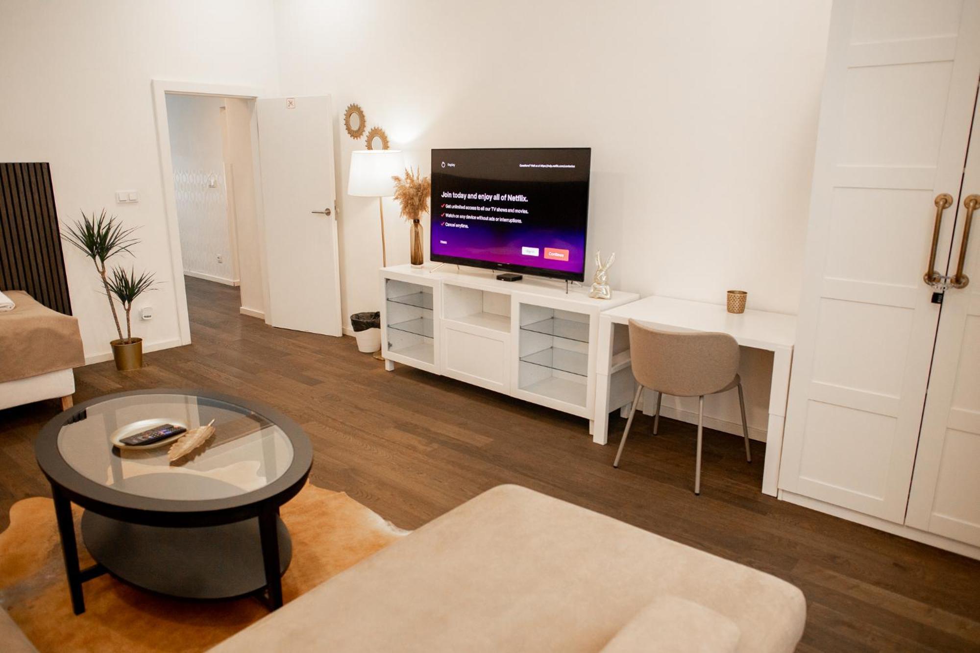 Luxury Modern Designed Oldtown Apartment Прага Экстерьер фото