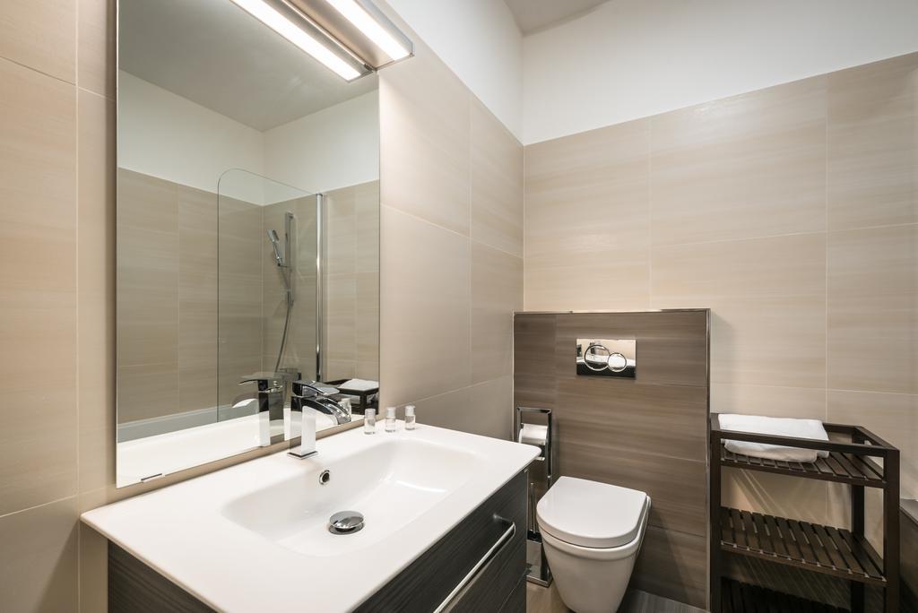 Luxury Modern Designed Oldtown Apartment Прага Экстерьер фото