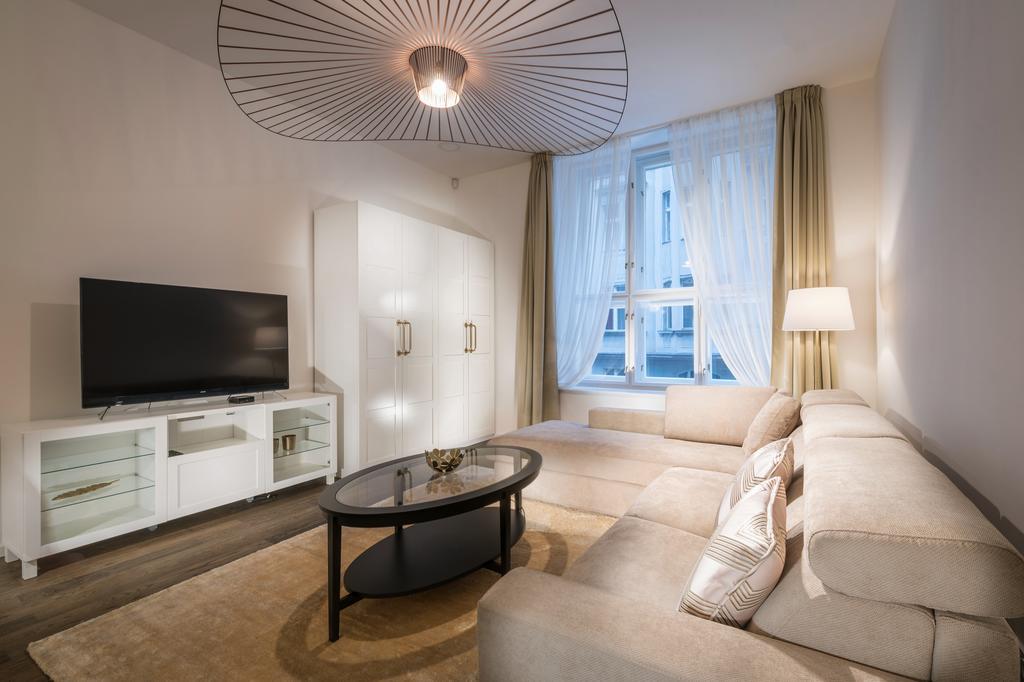 Luxury Modern Designed Oldtown Apartment Прага Экстерьер фото