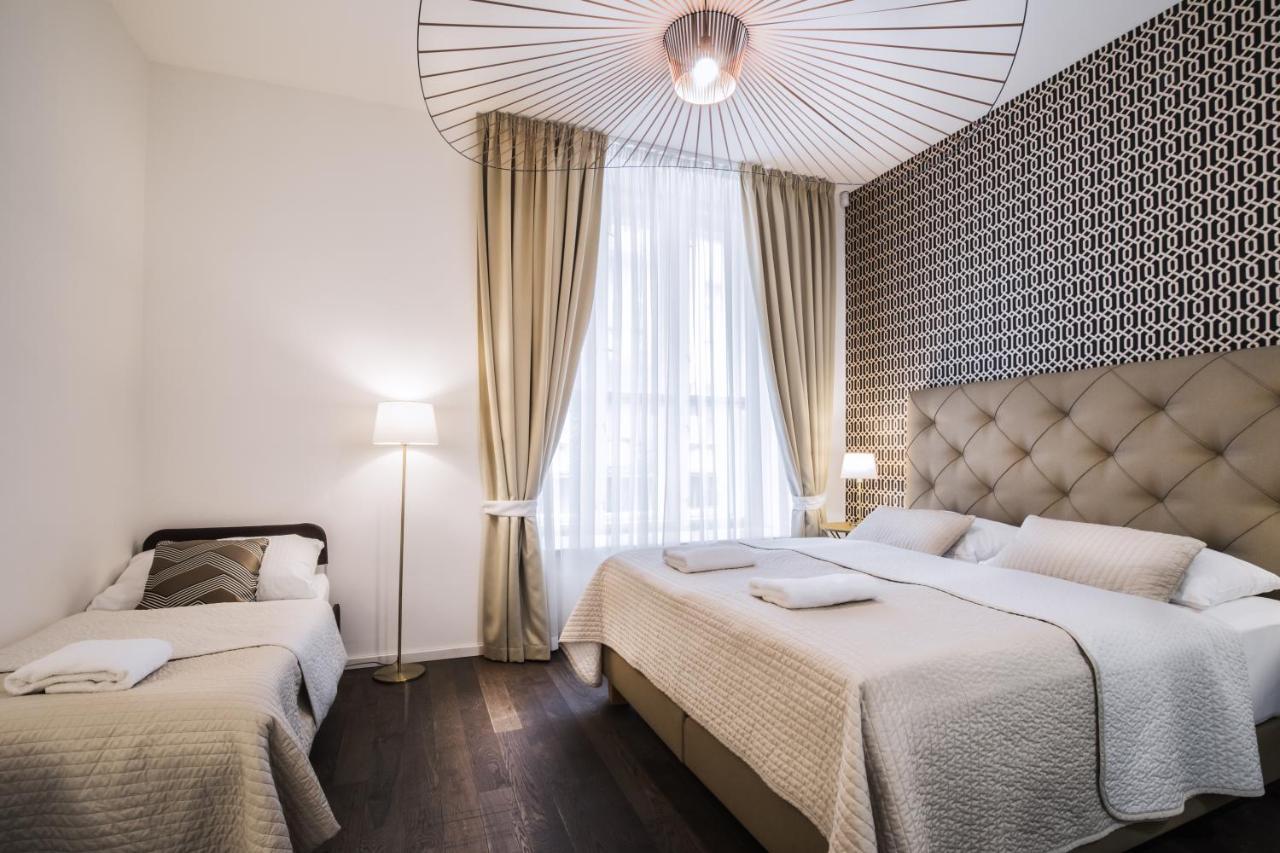 Luxury Modern Designed Oldtown Apartment Прага Экстерьер фото