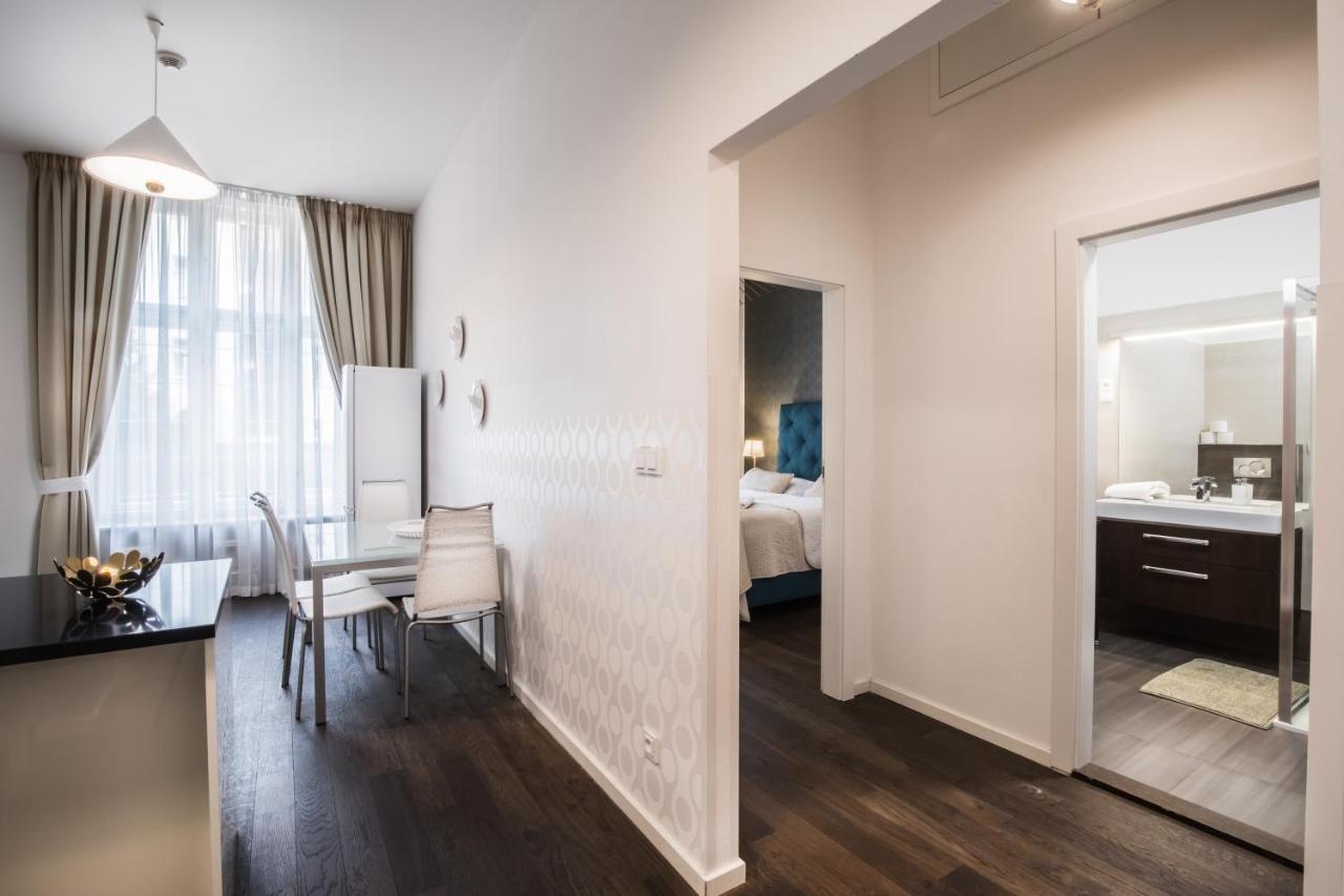 Luxury Modern Designed Oldtown Apartment Прага Экстерьер фото